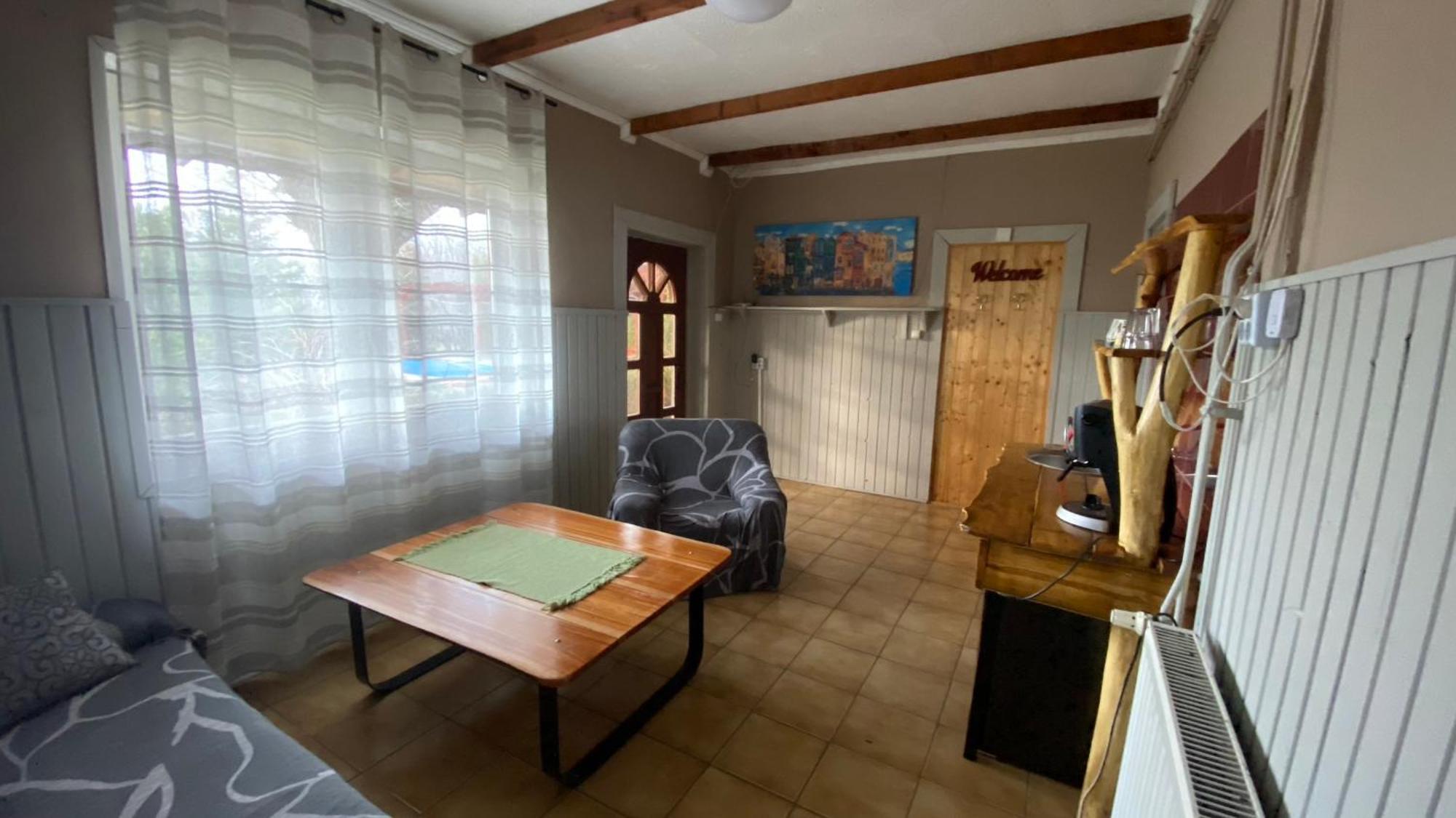 Vila Dobo Tanya Roszke Exteriér fotografie